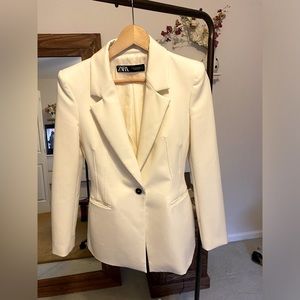 Zara white blazer